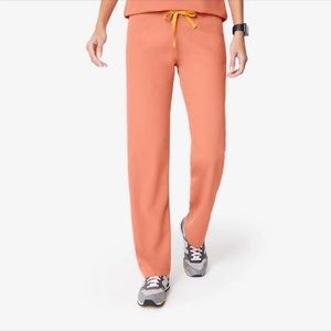 Figs coral Livingston small regular scrub pants